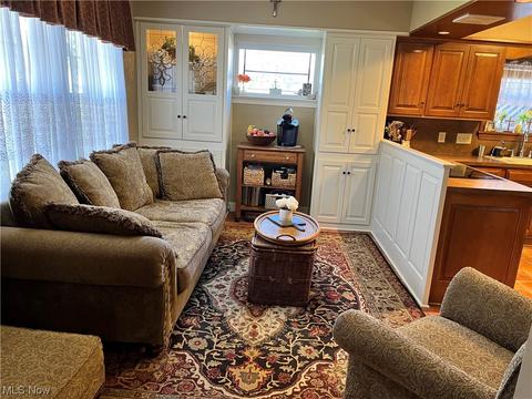 116 E 21st St, Dover, OH 44622 photo 7