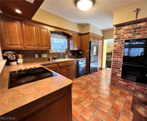 116 E 21st St, Dover, OH 44622 photo 5