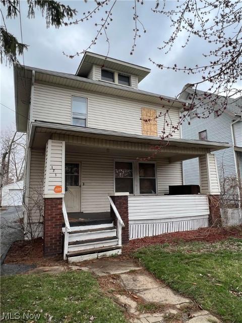 171 E Mapledale Ave, Akron, OH 44301 photo 2