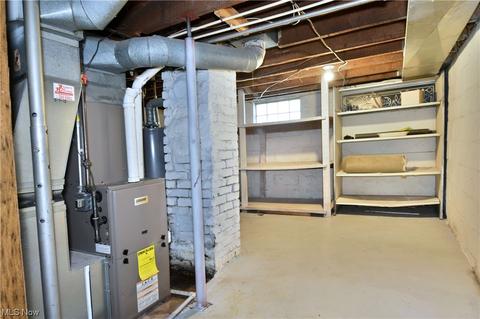 533 Spring St, Struthers, OH 44471 photo 24