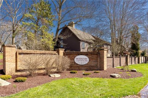 6105 Cedar Ln NW, Canton, OH 44708 photo 2