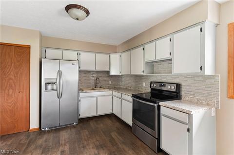 245 Manor Ave NW, Canton, OH 44708 photo 8