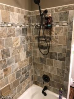 7036 Manor Dr, Elyria, OH 44035 photo 20