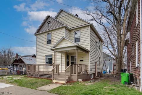 430 E Summit St, Alliance, OH 44601 photo 3