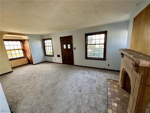 44 E 221st St, Euclid, OH 44123 photo 6