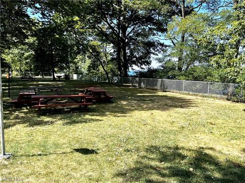 44 E 221st St, Euclid, OH 44123 photo 17