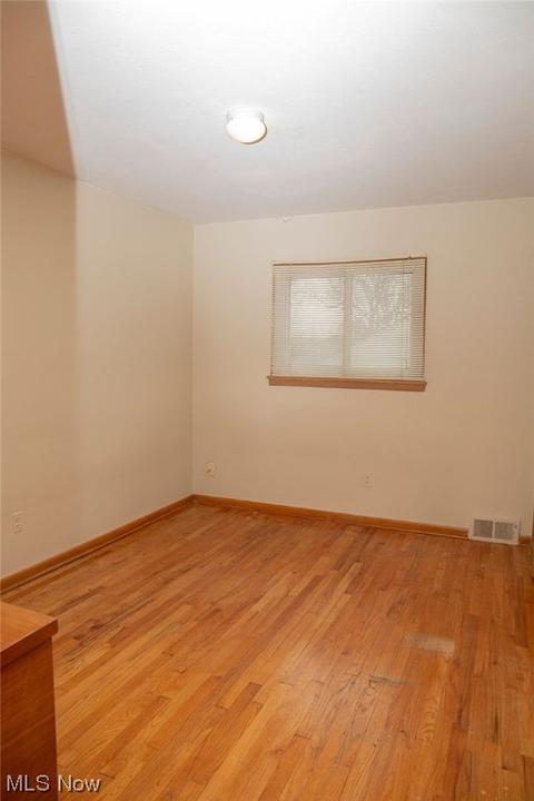725 E 260th St, Euclid, OH 44132 photo 17