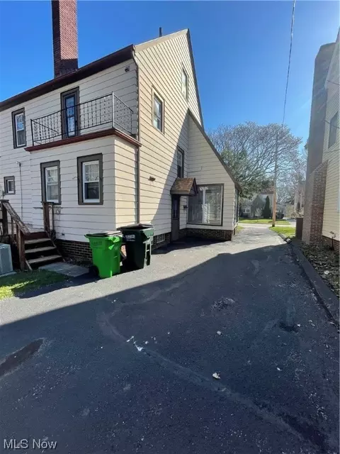 274 E 216th St, Euclid, OH 44123 photo 4
