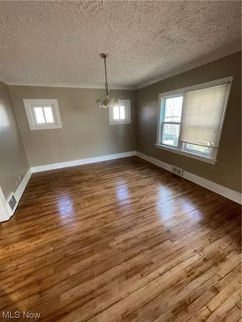 274 E 216th St, Euclid, OH 44123 photo 12