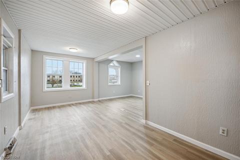 1610 E 32nd, Lorain, OH 44055 photo 3