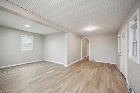 1610 E 32nd, Lorain, OH 44055 photo 5