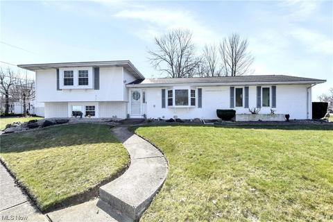 581 Georgetown Ave, Elyria, OH 44035 photo 2
