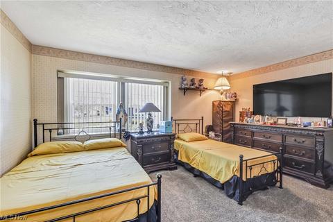 581 Georgetown Ave, Elyria, OH 44035 photo 26
