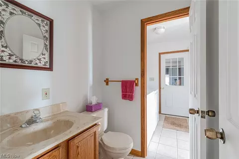 229 Clingan Rd, Struthers, OH 44471 photo 16