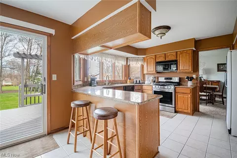 229 Clingan Rd, Struthers, OH 44471 photo 12
