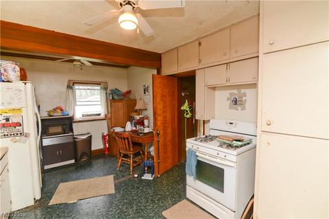 372 Creed St, Struthers, OH 44471 photo 11