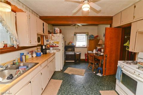 372 Creed St, Struthers, OH 44471 photo 10