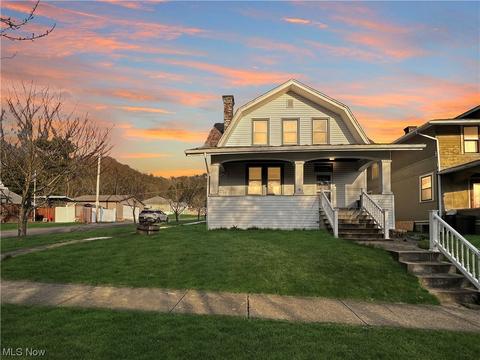 4 Park Ave, Beech Bottom, WV 26030 photo 1