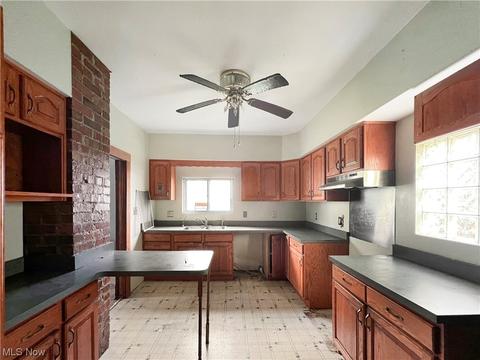 4 Park Ave, Beech Bottom, WV 26030 photo 7