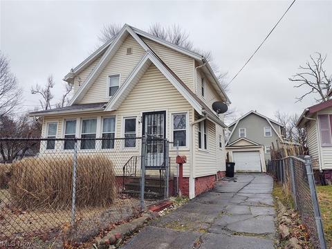 924 Bisson Ave, Akron, OH 44307 photo 1