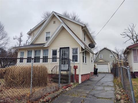 924 Bisson Ave, Akron, OH 44307 photo 5