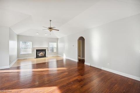 3920 Firestone Way, Willoughby, OH 44094 photo 2