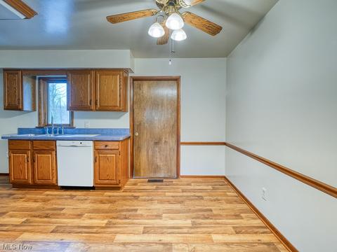 8306 Wright Rd, Broadview Heights, OH 44147 photo 17