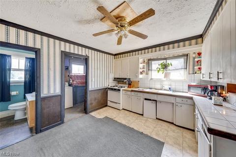 1324 Abbe Rd S, Elyria, OH 44035 photo 15