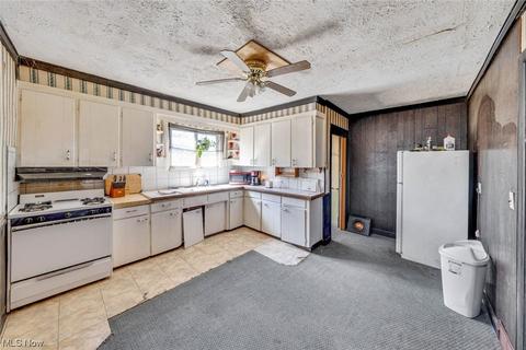 1324 Abbe Rd S, Elyria, OH 44035 photo 17