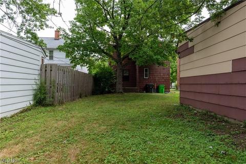 254 E 210th St, Euclid, OH 44123 photo 16