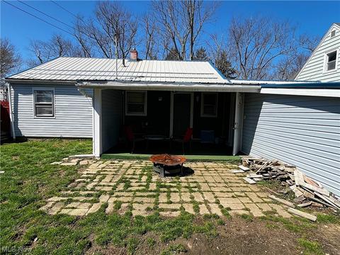 1206 Elk Dr, Ashtabula, OH 44004 photo 3