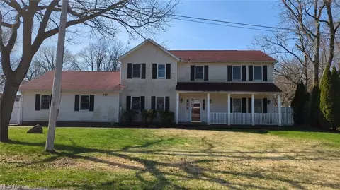 376 E Minor Ave, Akron, OH 44319 photo 1