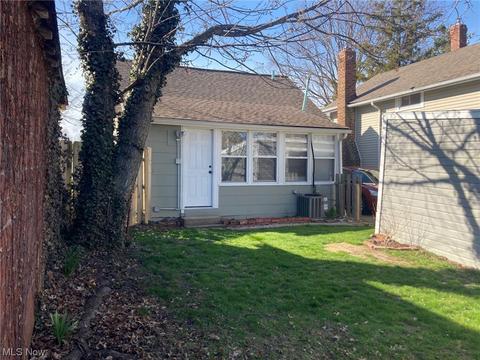 87 E 221, Euclid, OH 44123 photo 25