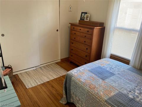 87 E 221, Euclid, OH 44123 photo 12