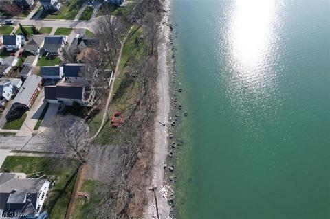 87 E 221, Euclid, OH 44123 photo 35