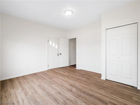 106 Alexander Dr, Elyria, OH 44035 photo 17