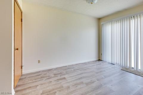 2139 Glenmount Ave, Coventry, OH 44319 photo 7