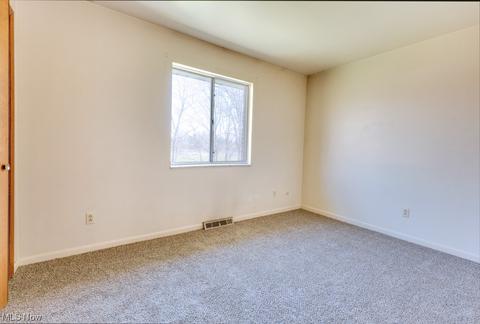 2139 Glenmount Ave, Coventry, OH 44319 photo 9