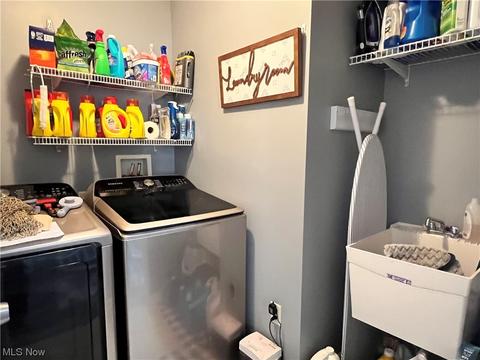 443 Stonehedge Dr, Elyria, OH 44035 photo 17