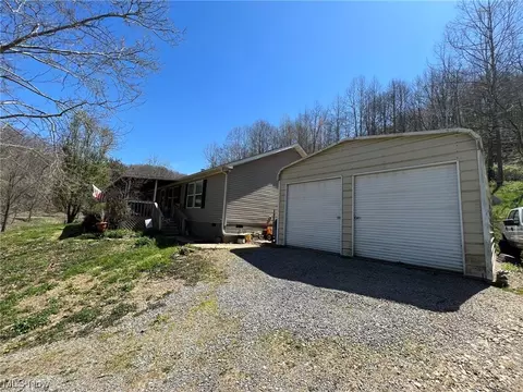 2575 Meadow Run Rd, Orma, WV 25268 photo 2