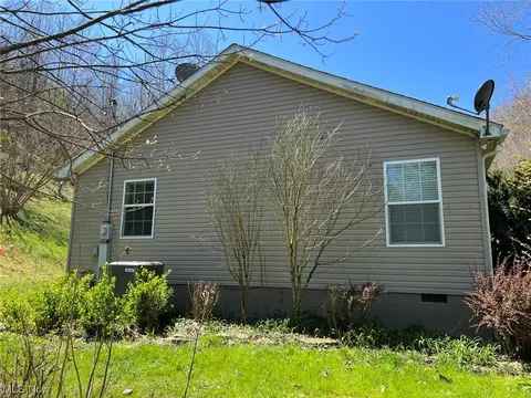 2575 Meadow Run Rd, Orma, WV 25268 photo 7