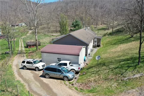 2575 Meadow Run Rd, Orma, WV 25268 photo 3