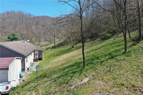 2575 Meadow Run Rd, Orma, WV 25268 photo 4