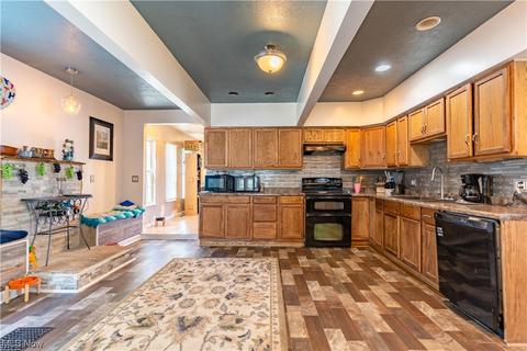 309 E 7th St, Dover, OH 44622 photo 10