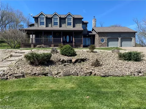 2188 Lost Pavement Rd, Parkersburg, WV 26101