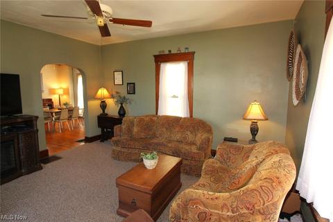 439 Dayton St, Akron, OH 44310 photo 12