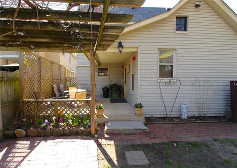 439 Dayton St, Akron, OH 44310 photo 26