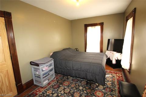 439 Dayton St, Akron, OH 44310 photo 21