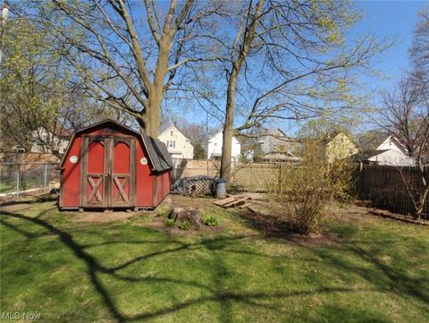 439 Dayton St, Akron, OH 44310 photo 25