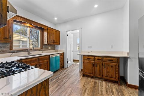 28 Wilson St, Struthers, OH 44471 photo 8